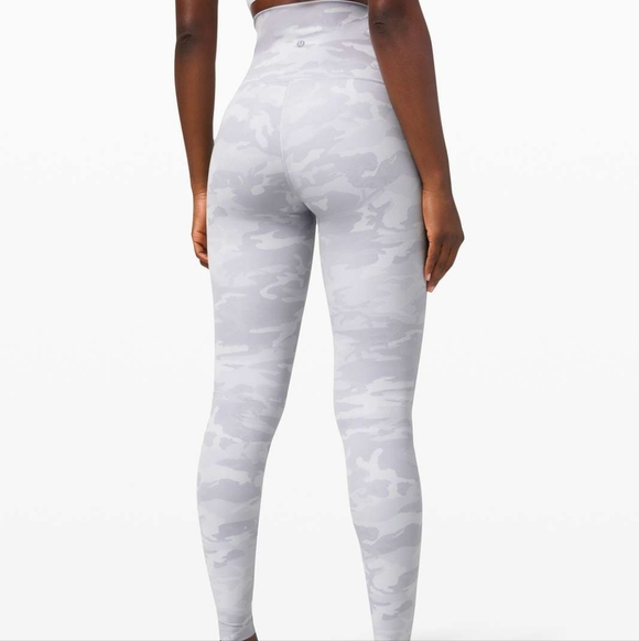 Lululemon Wunder Under High-Rise Tight 25” – Ribbed Luxtreme, Size 2, Gray NWOT - Picture 8 of 8